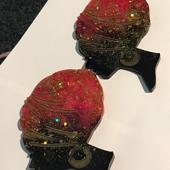 Black Girl Magic! The Head-wrapped Lady Coasters. A set of 4 and a holder. - Picture 4 of 11